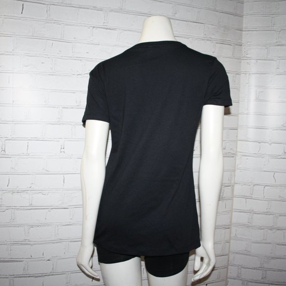 Girls just wanna have FUNdamental human rights black and pink t-shirt - Picture 5 of 5